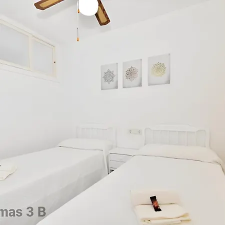 Las Damas 3B Beach Front - Pool & Parking Benidorm Exterior photo
